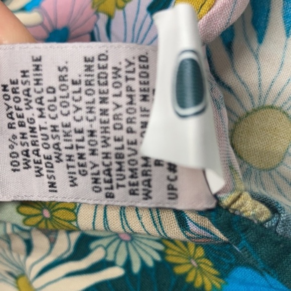 3/$24 SO Halter neck swing mini dress floral print dress S jrs - Picture 15 of 15